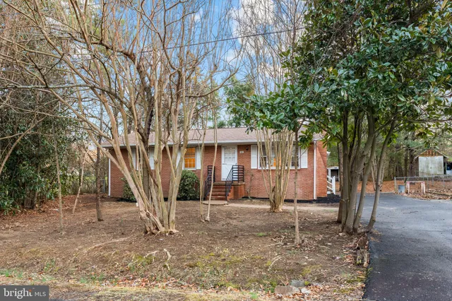 $2,395 | 103 Bell Air Place, Fredericksburg, VA 22405