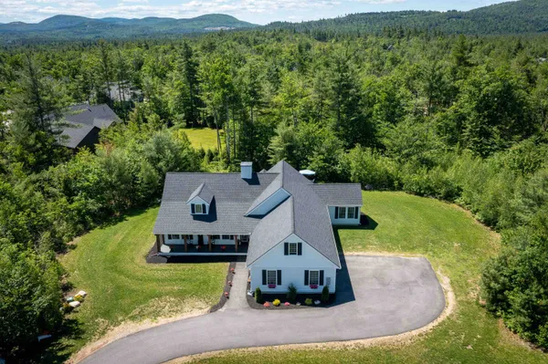 $912,500 | 535 Grandview Road, Conway, NH 03818