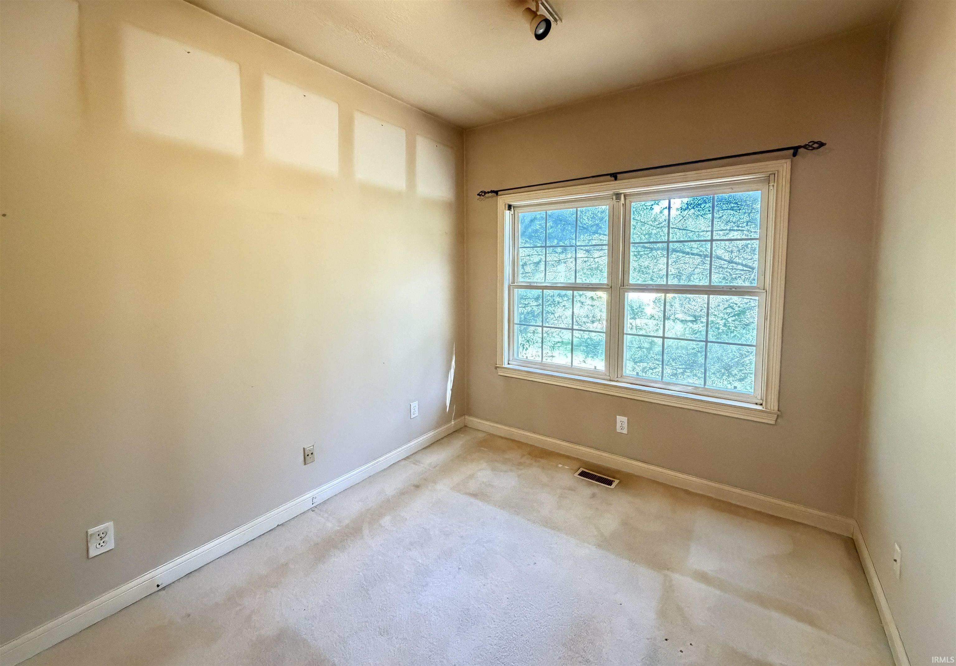 3944 North Whitewood Way Bloomington, IN 47404 - Photo 12 of 18