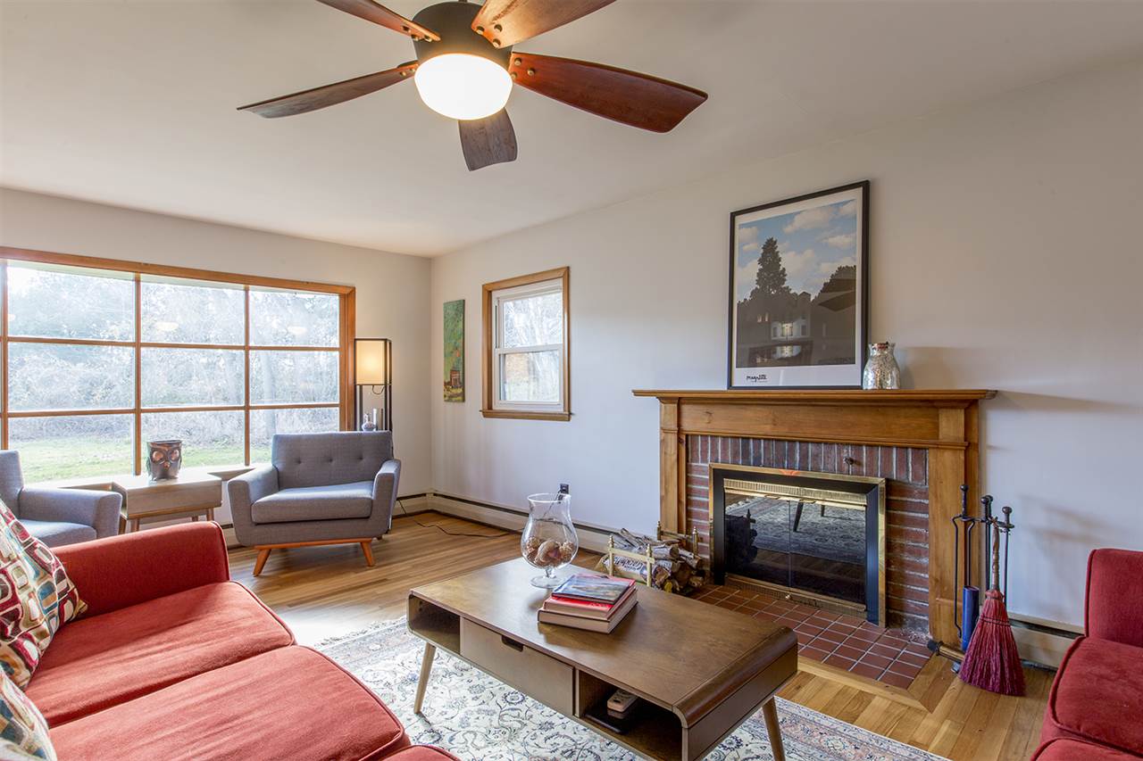 9 Marlboro Street Exeter, NH 03833 - Photo 7 of 38 Gallery Image 7
