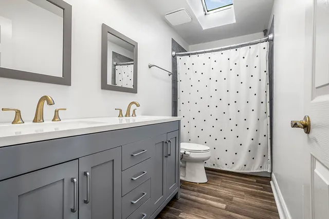 $454,900 | 417 Glenys Drive, Lemont, IL 60439