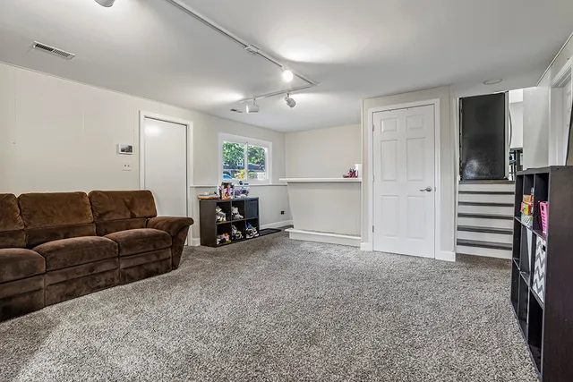 $454,900 | 417 Glenys Drive, Lemont, IL 60439