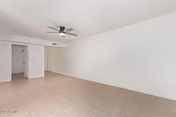 $123,900 | 1701 West Tuckey Lane, Unit 231, Phoenix, AZ 85015