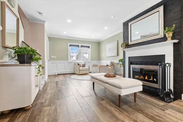 $929,000 | 1 Salem Street, Unit 2, Newburyport, MA 01950