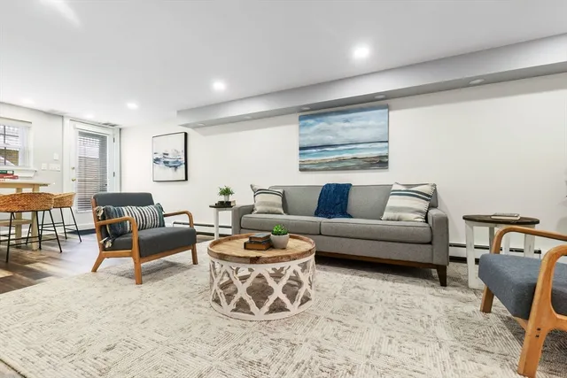 $929,000 | 1 Salem Street, Unit 2, Newburyport, MA 01950