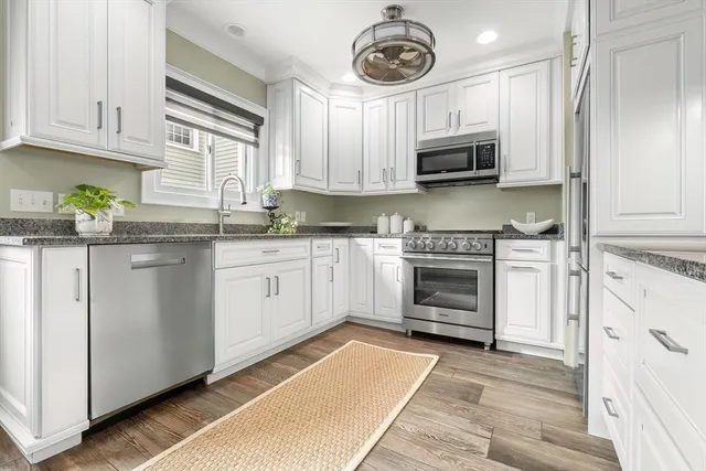 $929,000 | 1 Salem Street, Unit 2, Newburyport, MA 01950