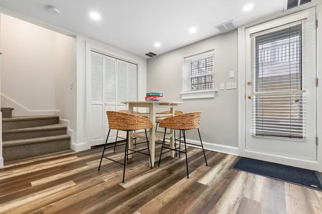 $929,000 | 1 Salem Street, Unit 2, Newburyport, MA 01950