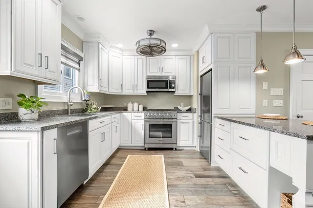 $929,000 | 1 Salem Street, Unit 2, Newburyport, MA 01950