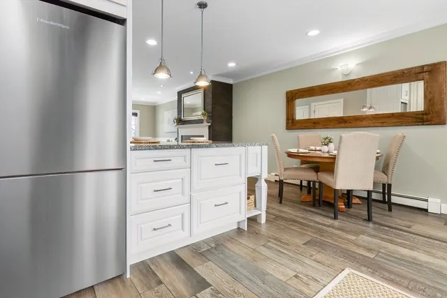 $929,000 | 1 Salem Street, Unit 2, Newburyport, MA 01950