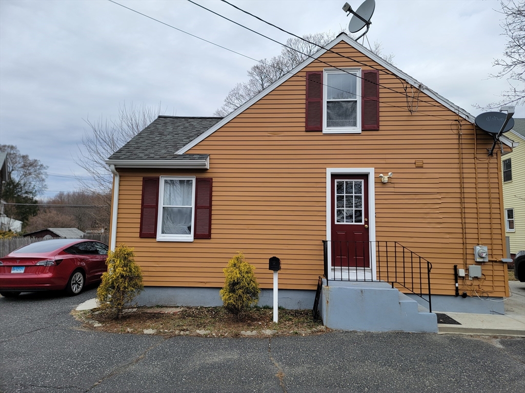 20 B Maple Street Maynard, MA 01754 - Photo 3 of 34