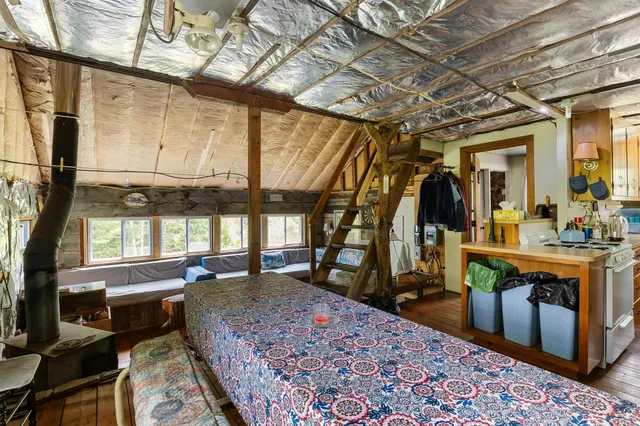 $159,900 | 4121 Canaan Hill Road, Canaan, VT 05903