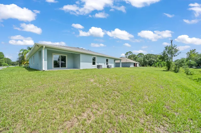$1,800 | 2326 Madrid Avenue Southeast, Palm Bay, FL 32909