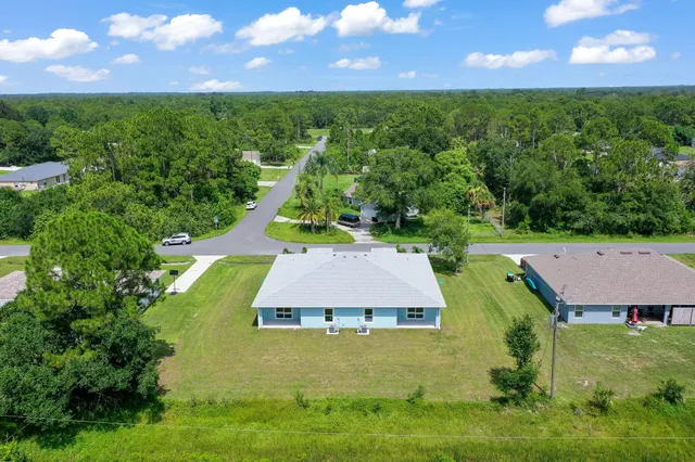 $1,800 | 2326 Madrid Avenue Southeast, Palm Bay, FL 32909