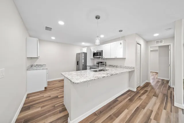 $1,800 | 2326 Madrid Avenue Southeast, Palm Bay, FL 32909