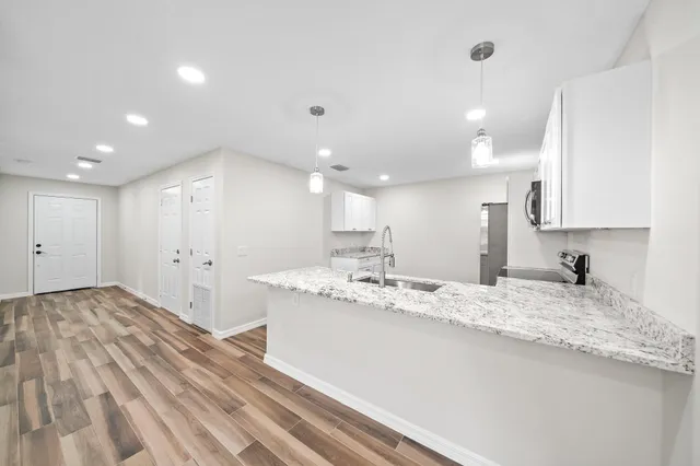 $1,800 | 2326 Madrid Avenue Southeast, Palm Bay, FL 32909