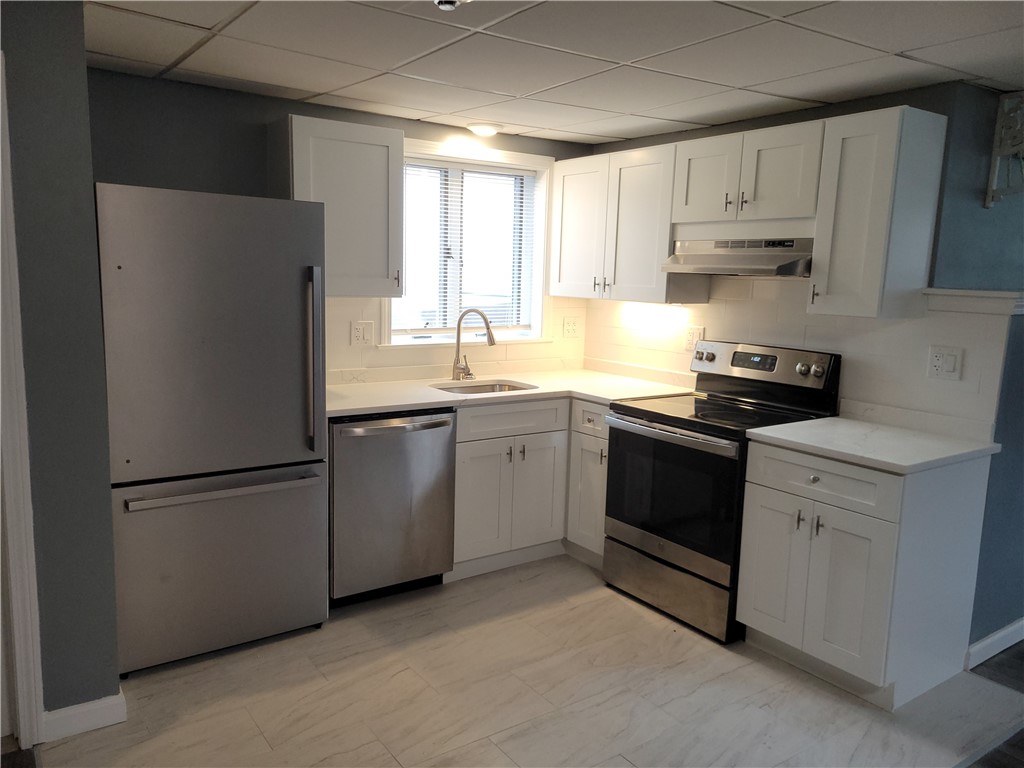 223 Cottage Street, Unit 1 Pawtucket, RI 02860 - Photo 6 of 14