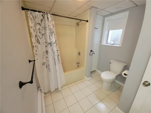 $1,650 | 223 Cottage Street, Unit 1, Pawtucket, RI 02860