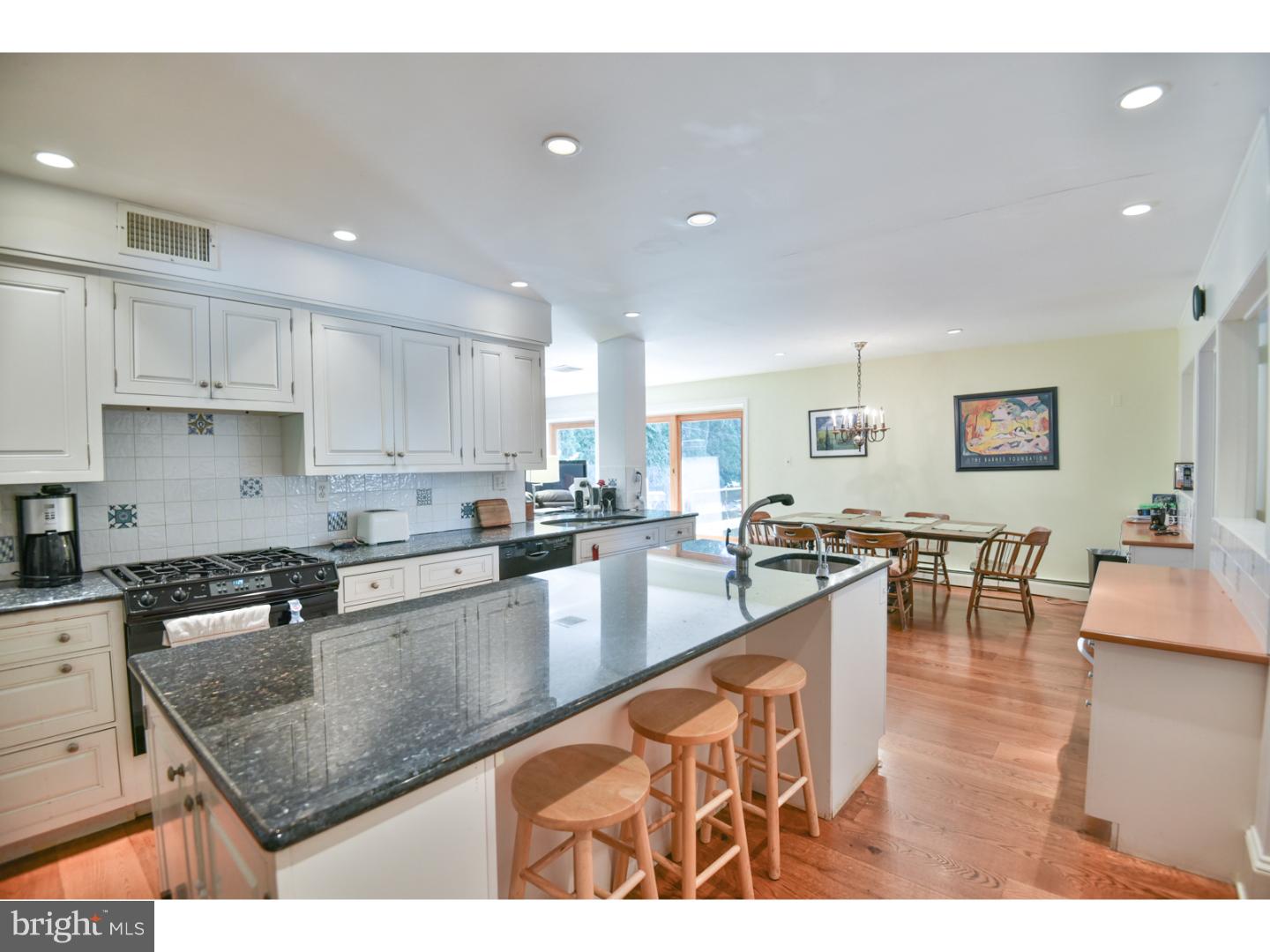 315 Fairhill Road Wynnewood, PA 19096 - Photo 4 of 24