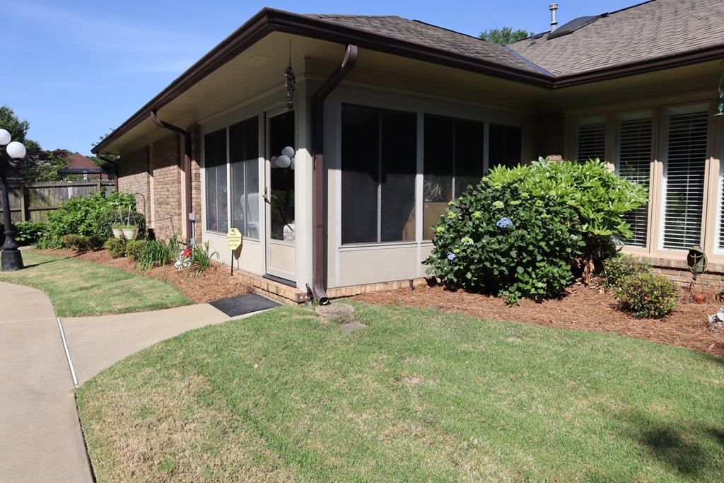 7208 West Wynfield Loop Midland, GA 31820 - Photo 17 of 20 front view of a house with a yard