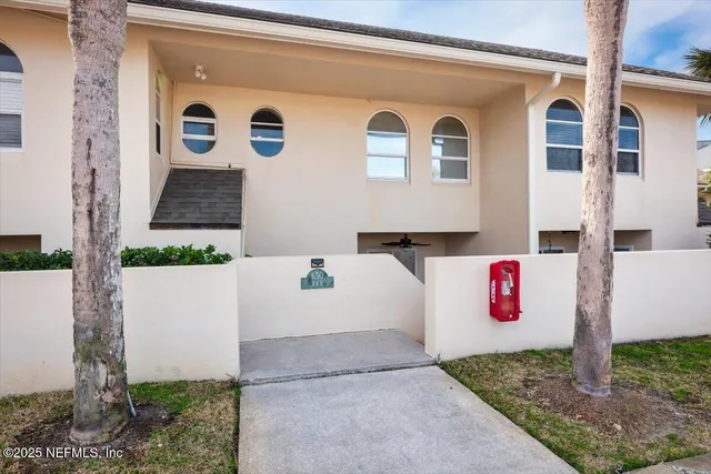 $3,995 | 650 Ponte Vedra Boulevard, Unit E, Ponte Vedra Beach, FL 32082