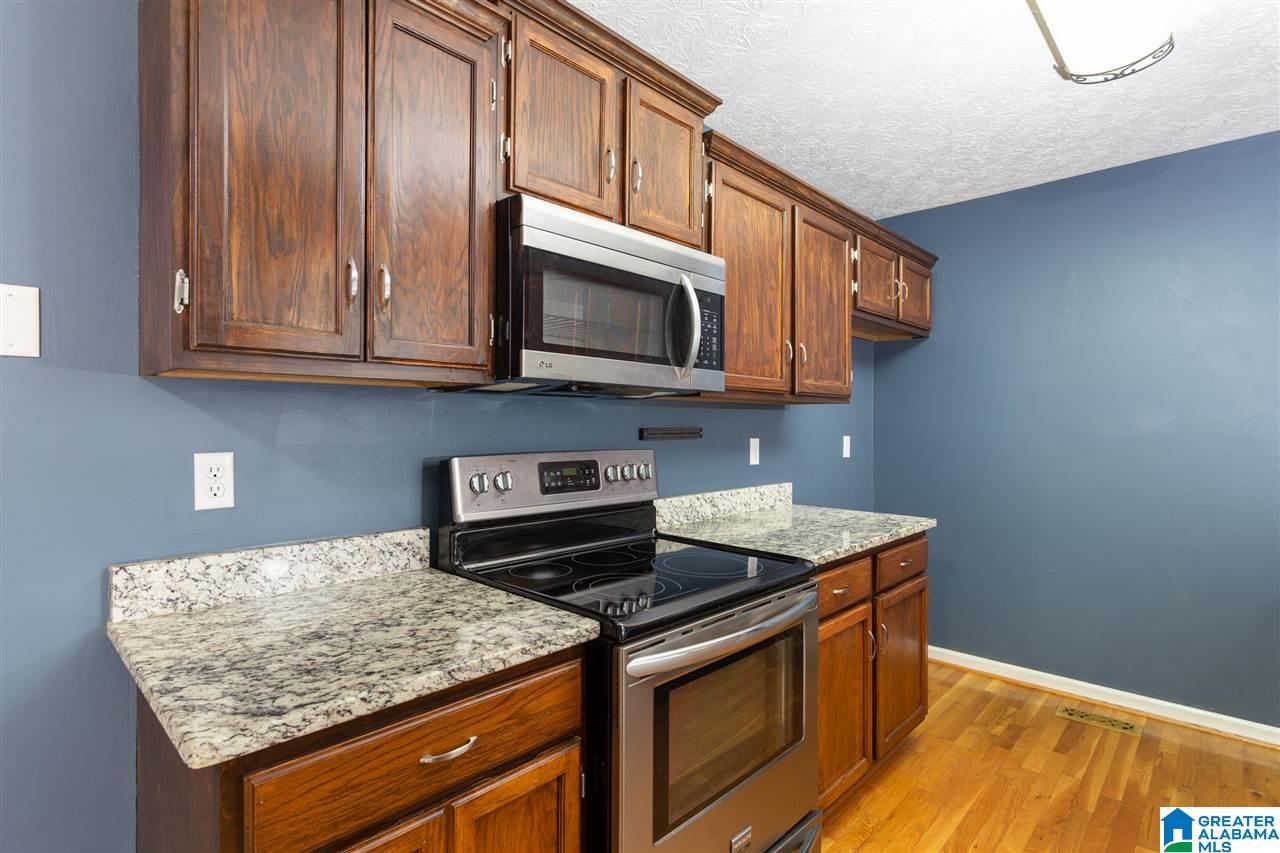 4421 Mayfair Road Anniston, AL 36207 - Photo 8 of 35