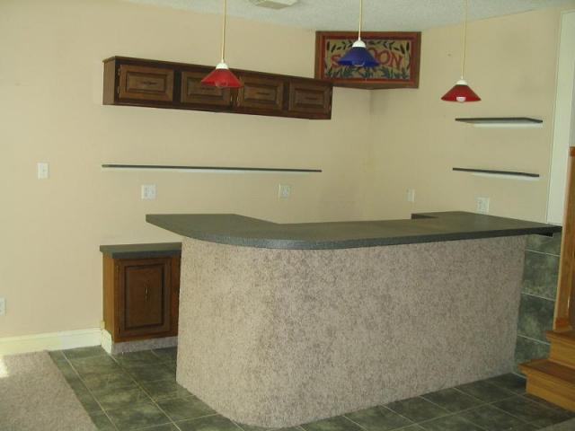1516 Demorest Road Columbus, OH 43228 - Photo 6 of 8 Gallery Image 6