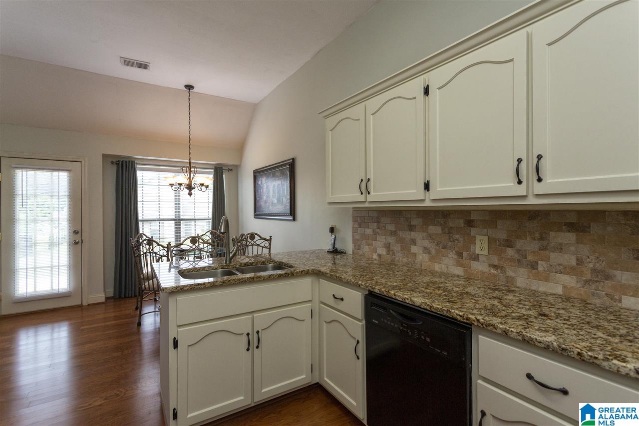 5449 Virginia Way Bessemer, AL 35022 - Photo 15 of 39
