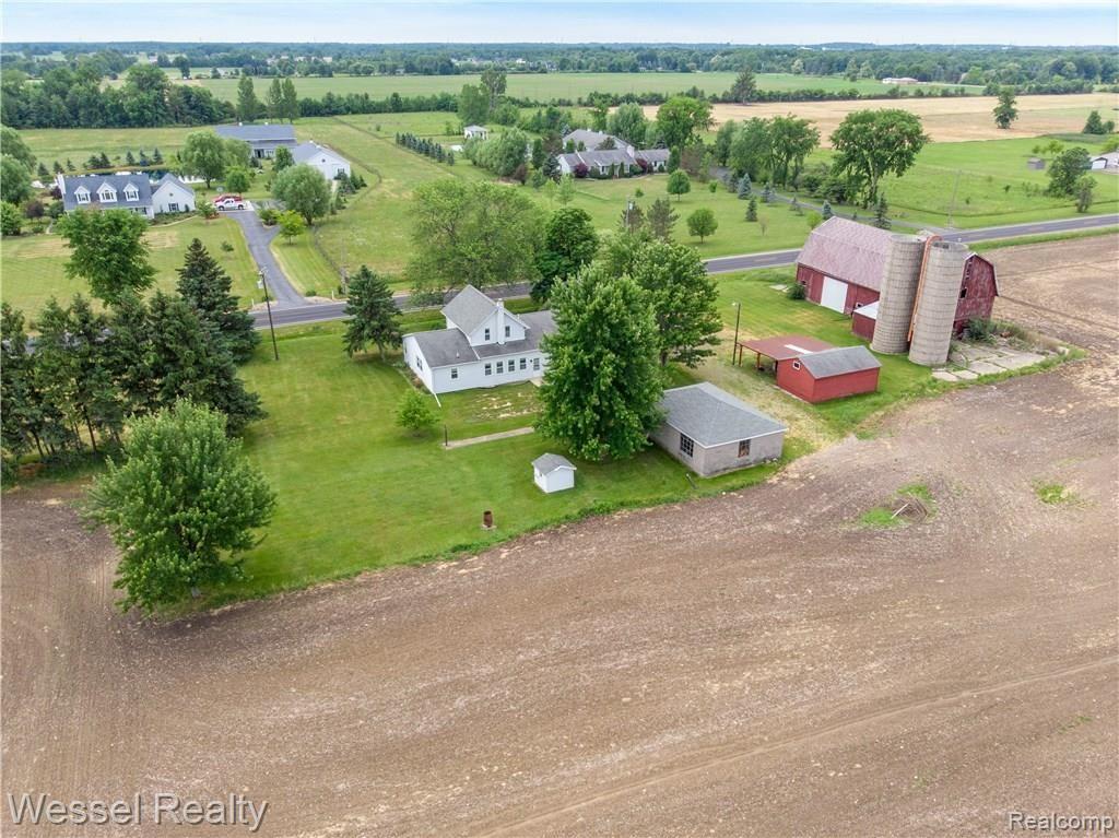 10312 Dolan Road Columbus, MI 48063 - Photo 6 of 35