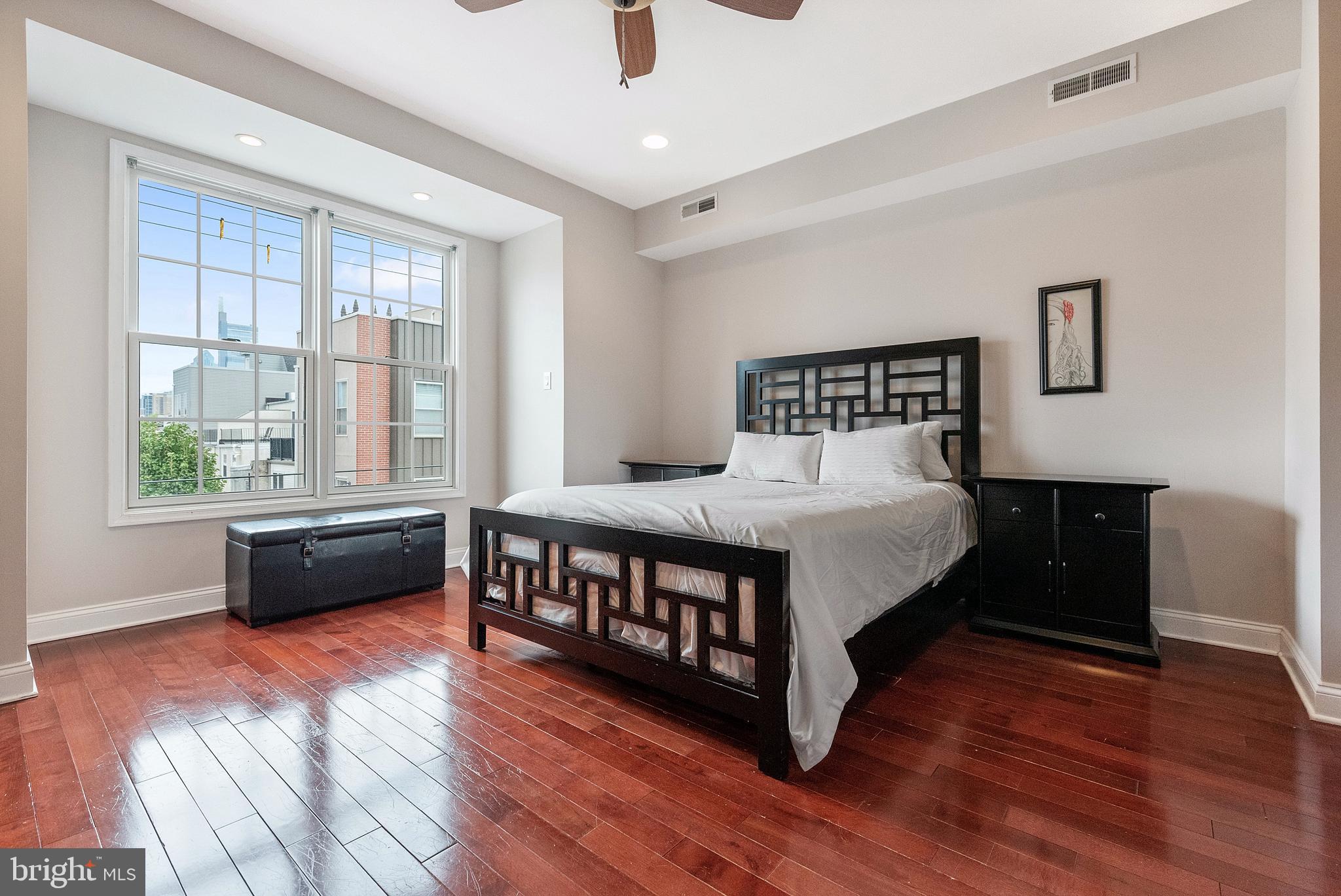 2108 Carpenter Street Philadelphia, PA 19146 - Photo 11 of 28