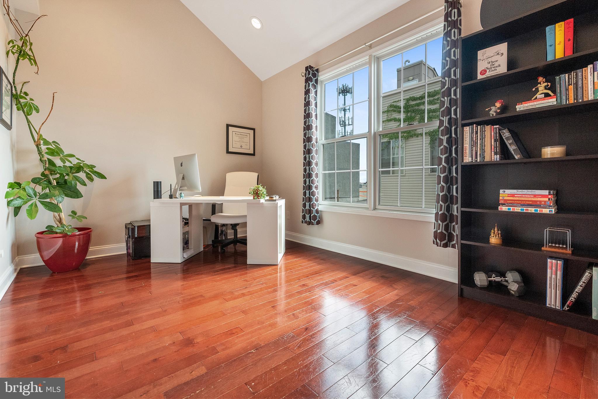 2108 Carpenter Street Philadelphia, PA 19146 - Photo 16 of 28