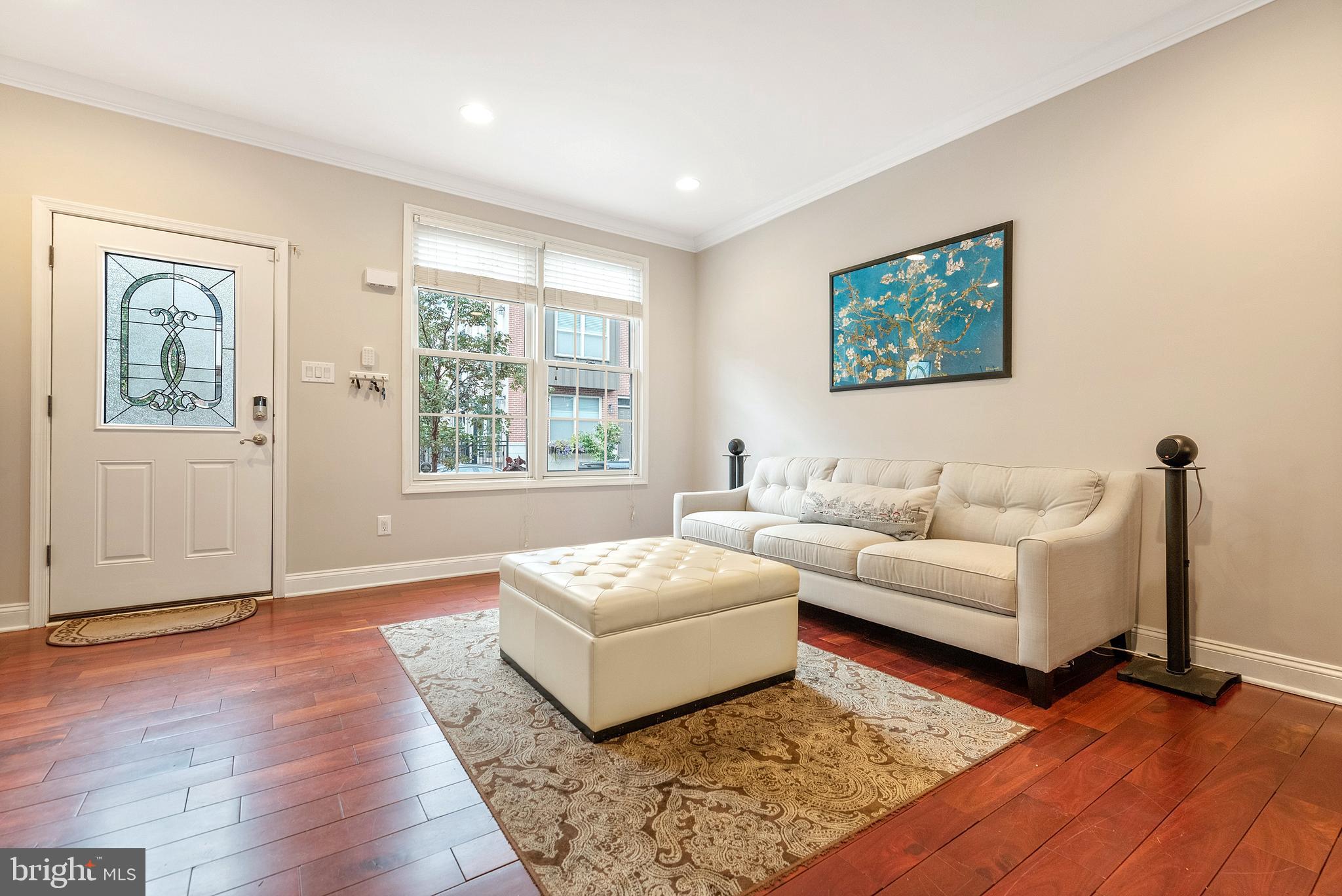 2108 Carpenter Street Philadelphia, PA 19146 - Photo 3 of 28