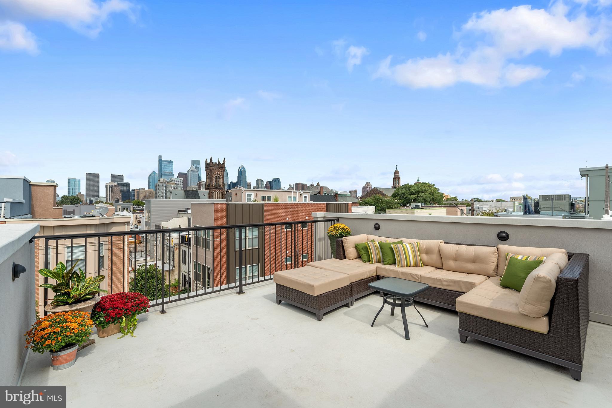 2108 Carpenter Street Philadelphia, PA 19146 - Photo 23 of 28