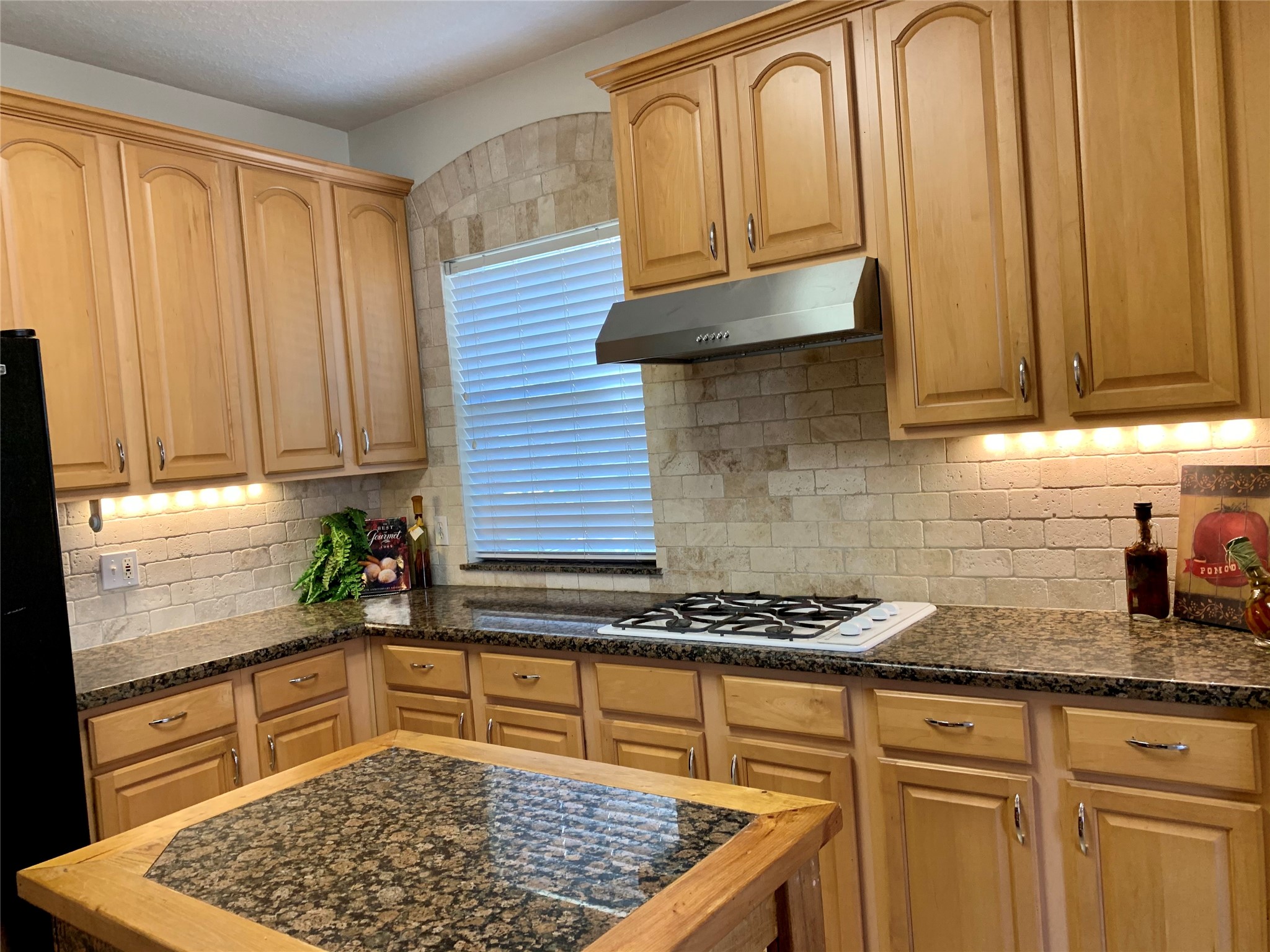 11218 Timbertree Lane Houston, TX 77070 - Photo 13 of 39
