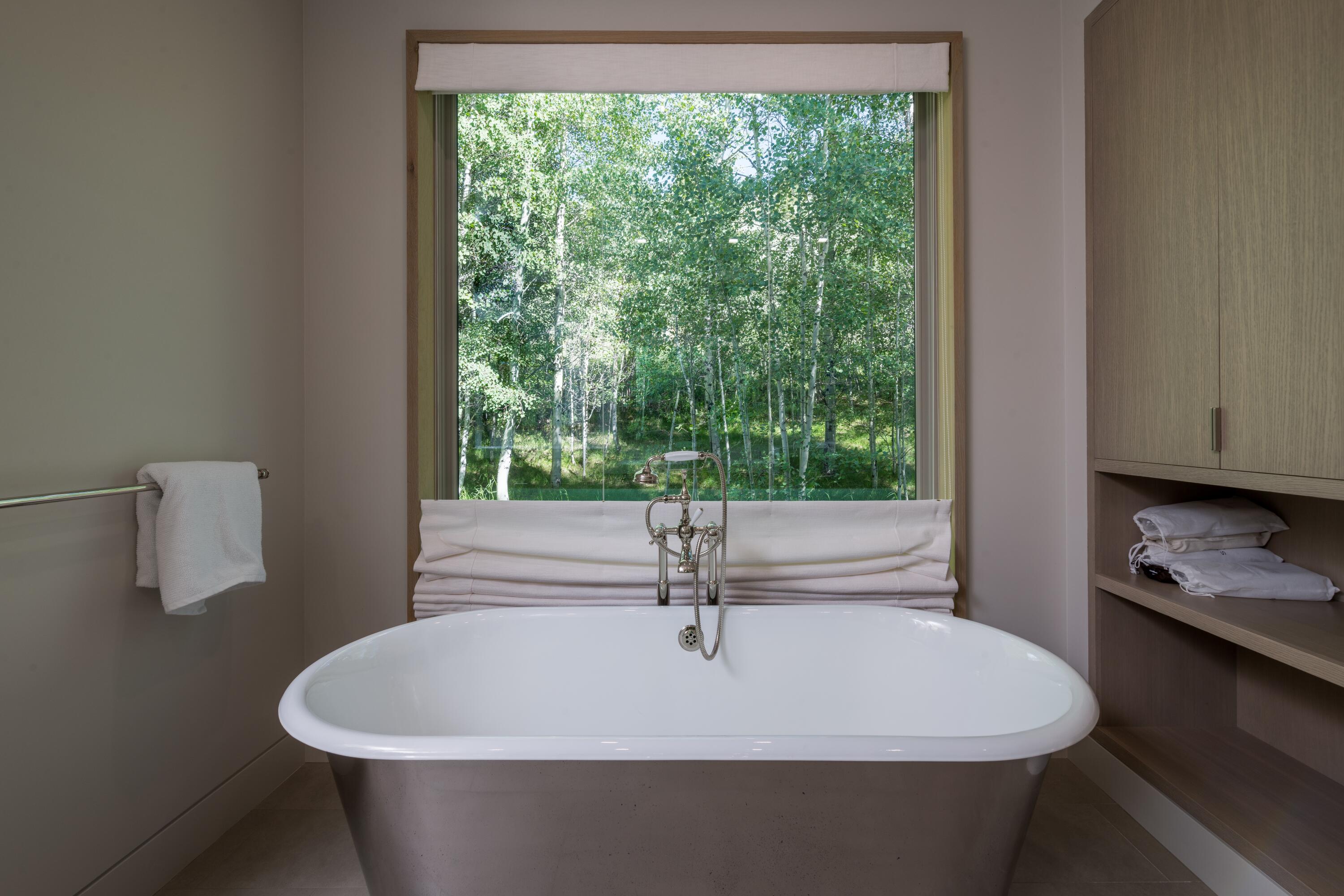 160 Telemark Road Ketchum, ID 83340 - Photo 25 of 39 Primary Bathroom