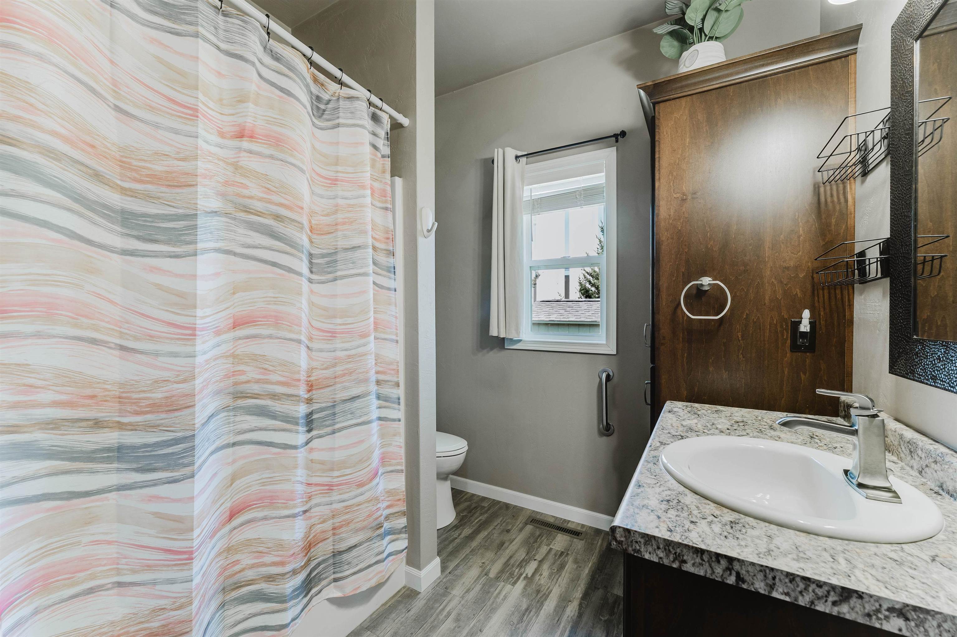 320 East Evergreen Drive Appleton, WI 54913 - Photo 18 of 34