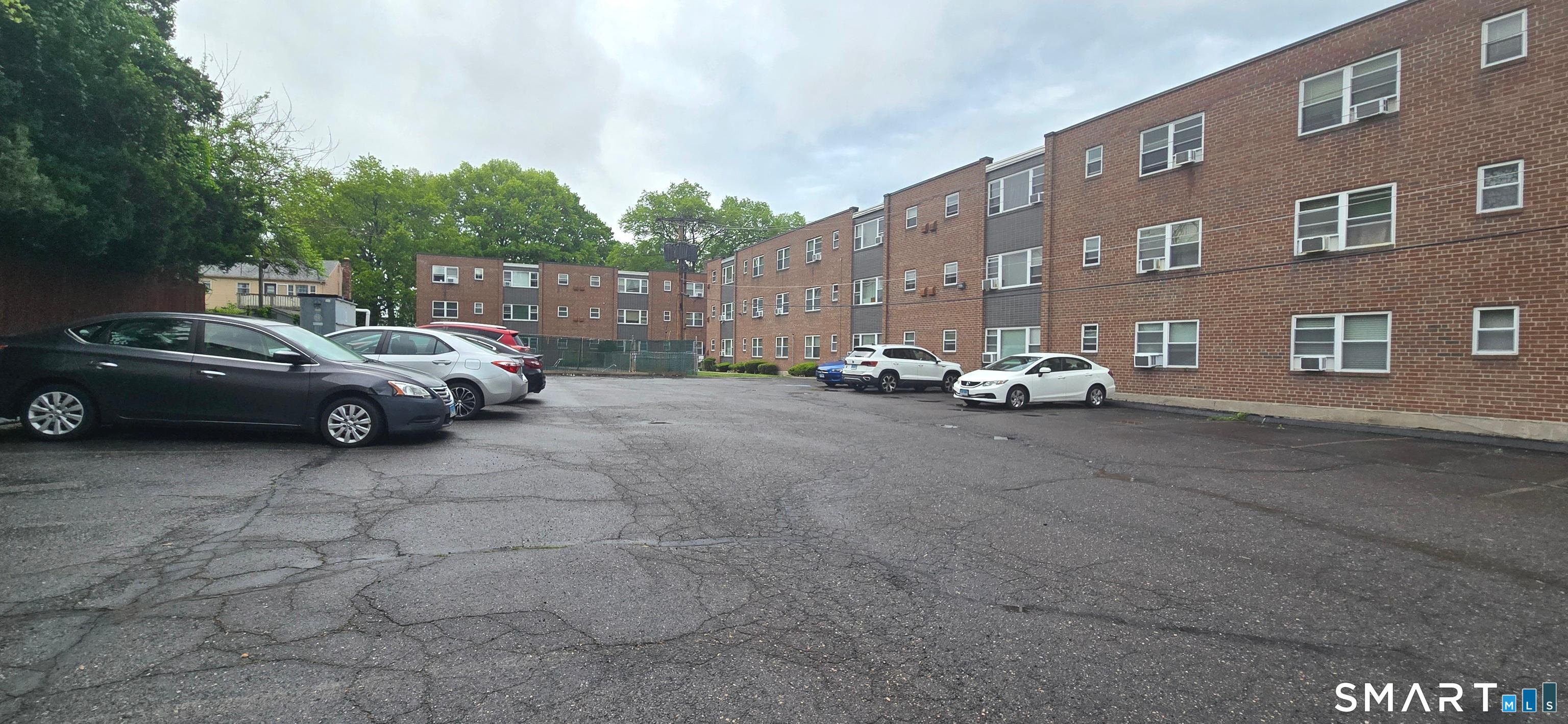 53 Wolcott Hill Road, Unit C12 Wethersfield, CT 06109 - Photo 11 of 15