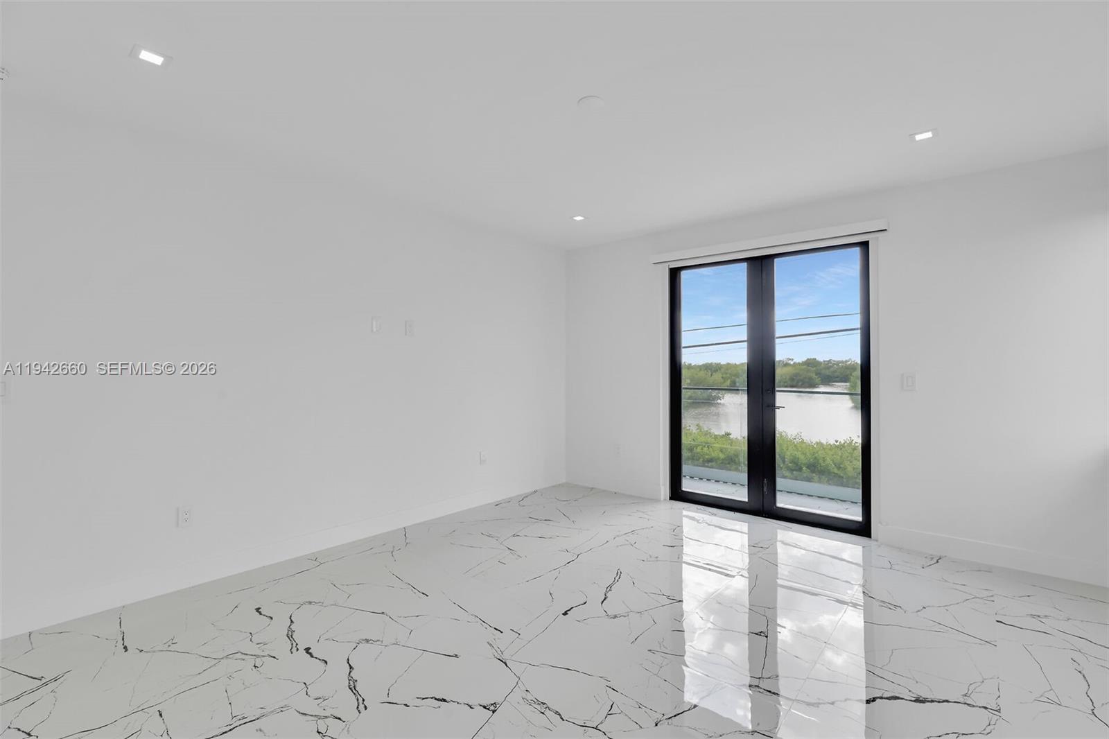141 Grassy Road Key Largo, FL 33037 - Photo 30 of 80 Photo 30