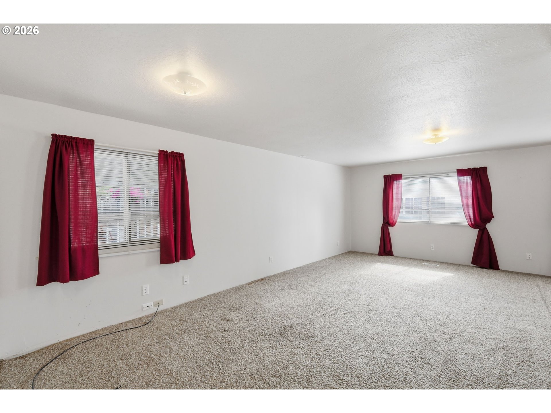 5335 Main Street, Unit 208 Springfield, OR 97478 - Photo 5 of 48 Living Room