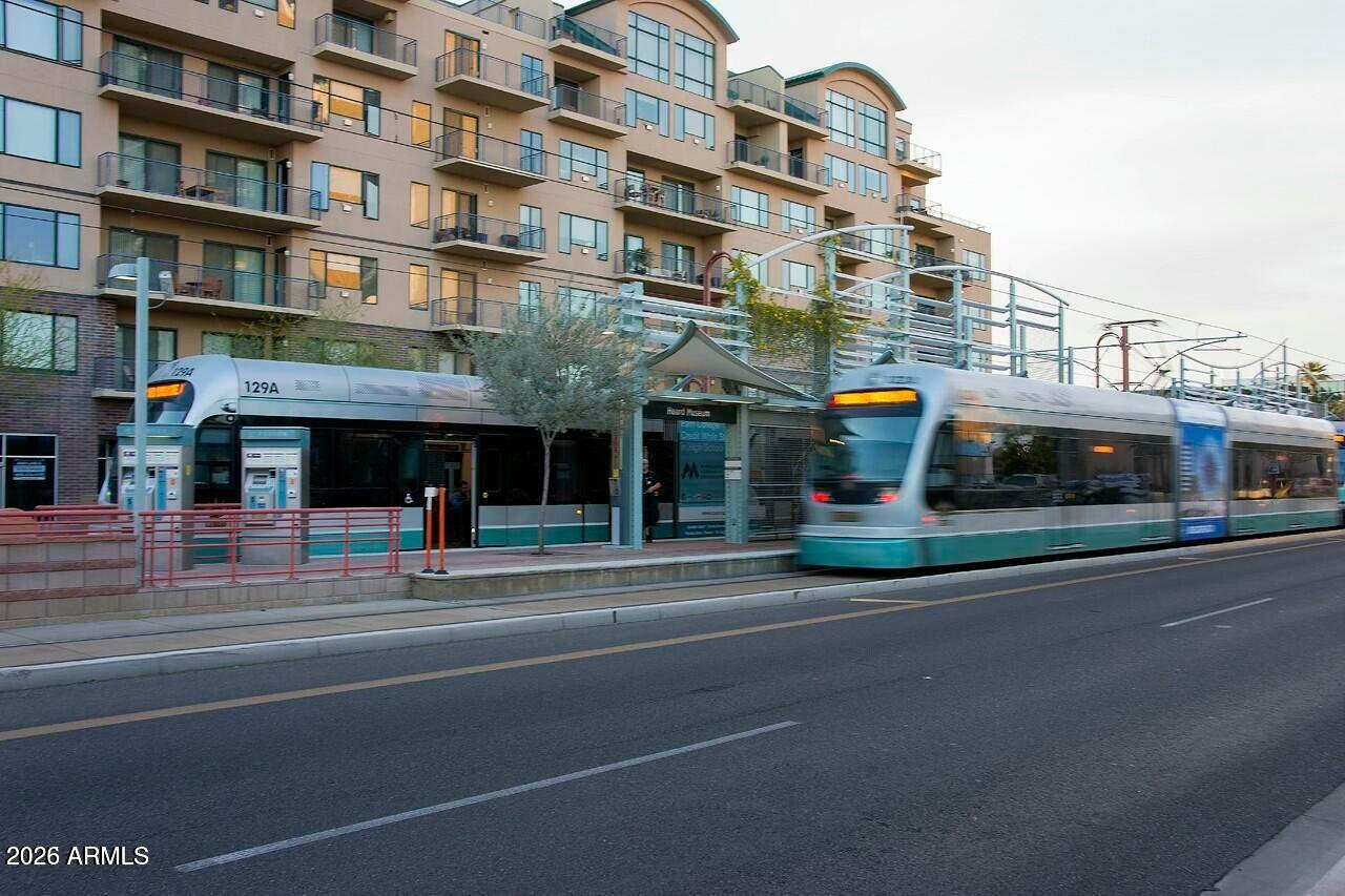 130 East Coronado Road, Unit 16 Phoenix, AZ 85004 - Photo 14 of 16 Light Rail