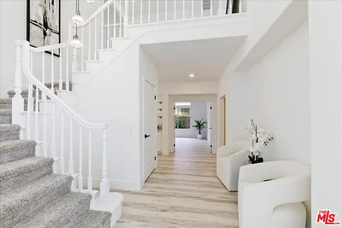 $1,349,999 | 2211 Pebble Beach Trail, Oxnard, CA 93036