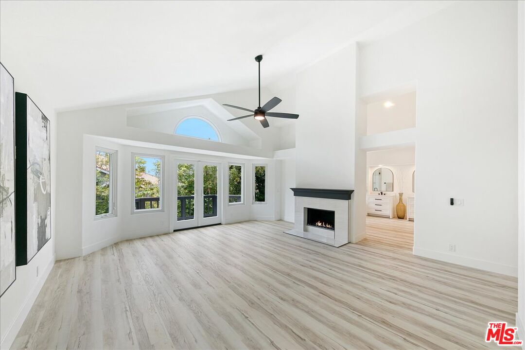 2211 Pebble Beach Trail Oxnard, CA 93036 - Photo 35 of 57