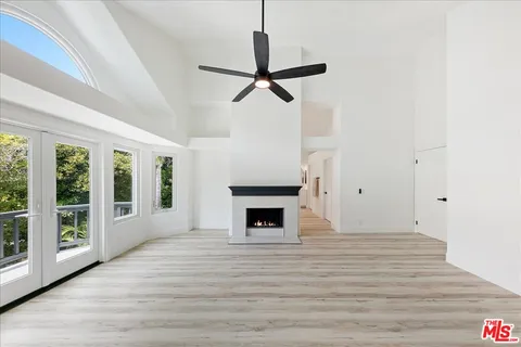 $1,349,999 | 2211 Pebble Beach Trail, Oxnard, CA 93036