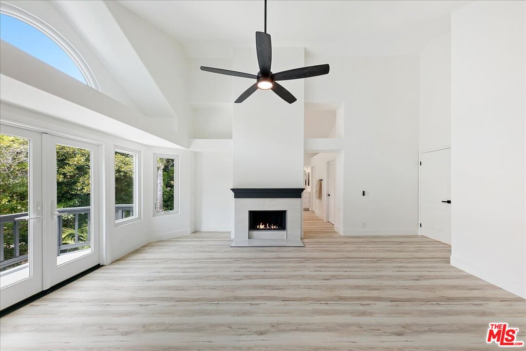 2211 Pebble Beach Trail Oxnard, CA 93036 - Photo 37 of 57