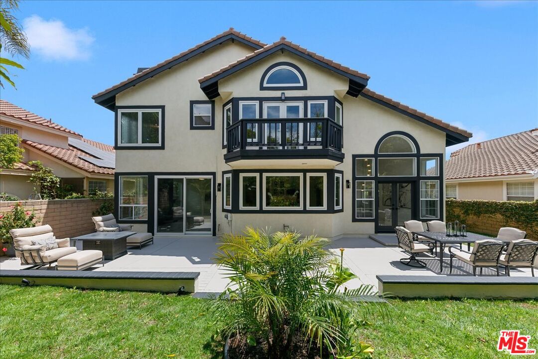 2211 Pebble Beach Trail Oxnard, CA 93036 - Photo 46 of 57