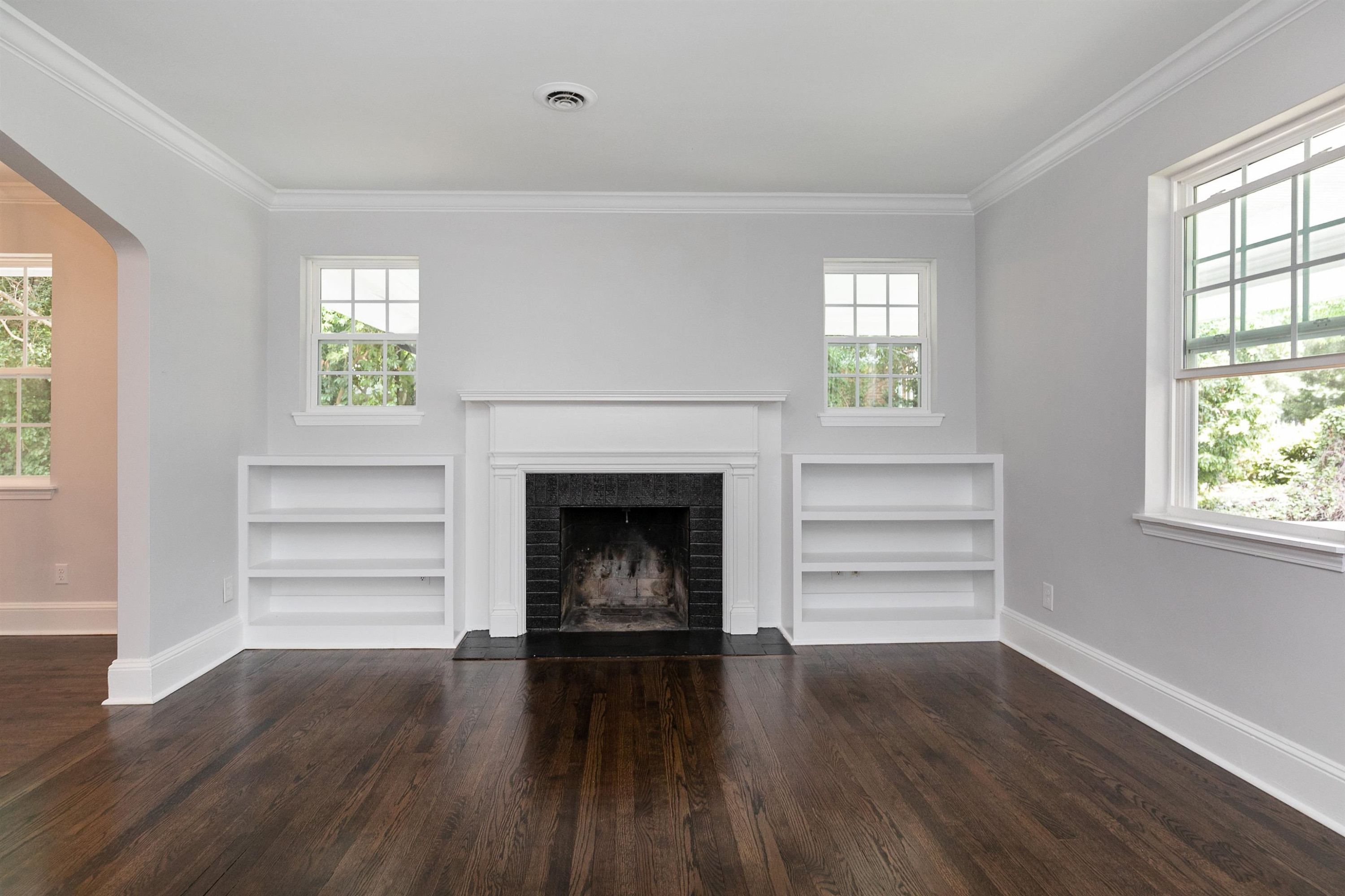 701 Kimbrough Street Raleigh, NC 27608 - Photo 5 of 34 Photo 5