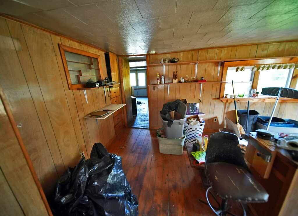1719 Ludlow Road Houlton, ME 04730 - Photo 15 of 47 log-home-building-land