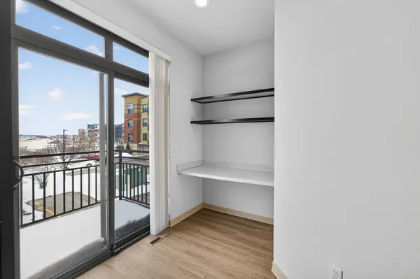 $325,000 | 2812 No Oaks, Madison, WI 53711