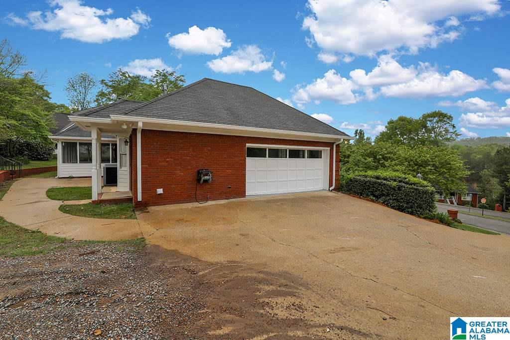 210 Rena Drive Springville, AL 35146 - Photo 2 of 27