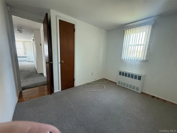$2,350 | 31 Lenox Avenue, Westbury, NY 11590