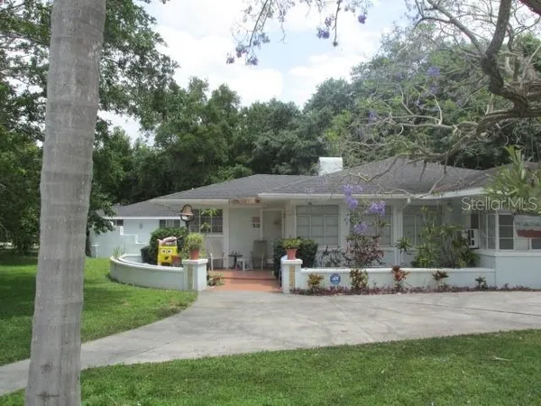 $375,000 | 705 33rd St Court West, Unit A, Bradenton, FL 34205